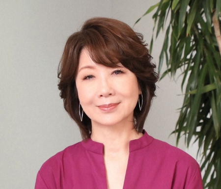 伊藤蘭　愛娘・趣里と豪華過ぎるカラオケ「ブギウギの後に行った時は…」　自身が歌うのは「昭和」