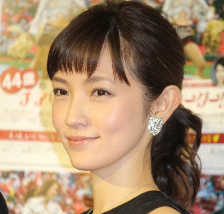 星野真里　小3長女の難病公表「先天性ミオパチーという診断を受け」　社会福祉士の資格取得も報告