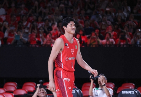 渡辺雄太　あいさつ代わりの7得点　解雇と背中合わせのNBAとは違い「今は良い意味でリラックス」