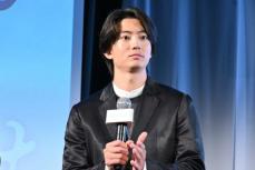 伊藤健太郎「こういうところで言うな！」共演者の“暴露”に大慌て…ドラマ配信直前プレミアで苦笑い