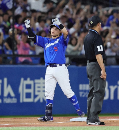 中日　球団71年ぶりの珍記録　村松&福永が同一試合で本塁打&三塁打をマーク