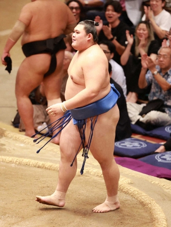 大の里　大関昇進へ文句なしの2度目V＆34勝目　「迷いなく思い切って」天敵・豊昇龍撃破「最高の相撲」