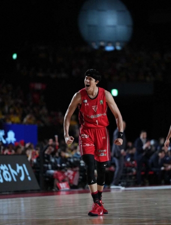 千葉Jの渡辺雄太がBリーグデビューで16得点　延長戦の末に宇都宮を振り切る