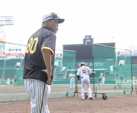 阪神・岡田監督“悟りの境地”　「いらんことをしてもしゃあないから」退任が表面化して以来初の肉声