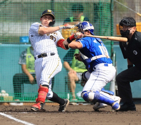 フェニックスL　阪神・野口が3打数3安打1打点　岡田監督退任に「最後に成長した姿見せられるよう」