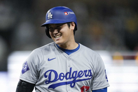 大谷翔平へ助言したロハス「そういうアプローチをしてくれてうれしかった」身振り手振りで伝えたのは…