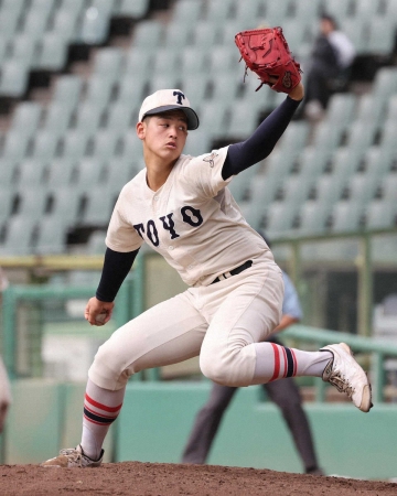 東洋大姫路が選抜当確「岡田監督に付いてきて良かった」プロ注目・阪下が6安打完封で恩返し