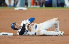 左肩負傷の大谷翔平「お疲れ様でした」と試合終了2分後に球場引き上げ　指揮官が「亜脱臼」と発表