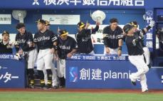 ソフトバンク山川穂高の日本シリーズ1号2ランで先制「はや！もうどすこい！！！！」前日は3の0