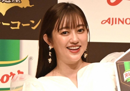 菊地亜美　ガラケーユーザーの人気タレントからの要望に衝撃　「ネガ、プリントアウトしてくれる？」