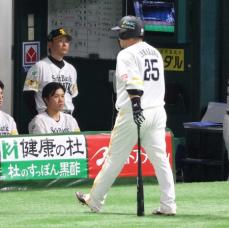 ソフトバンク小久保監督「ちょうど五分」横浜決着への質問にツッコミ「どうやって明日決まるねん」