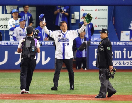 初代DeNA監督・中畑清氏の涙声の解説が感動的と話題「泣いちゃってる」「号泣解説してる」