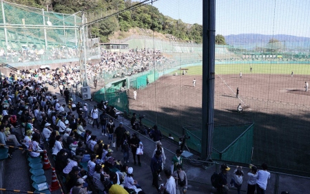 阪神秋季キャンプに史上最多6300人来たー！高知・安芸は“球児フィーバー”で熱いぜよ