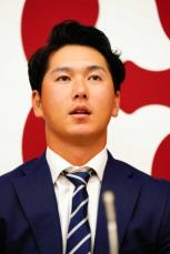 巨人・秋広優人　800万円ダウンで更改「一番苦しい、悔しいシーズン…ビールかけにも参加できなかった」