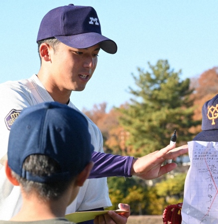 東京六大学野球連盟が「野球部グランドで選手たちと遊ぼう！」実施