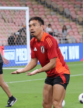 日本代表・長友　インドネシアの“サッカー熱”に感激「非常にうらやましい」