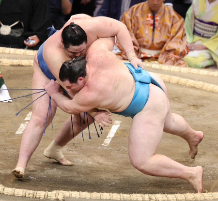 阿武剋が新入幕の獅司との全勝対決制した「相手の粘りが凄かった」