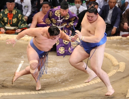 新大関・大の里が2敗目喫す　豊昇龍は初日から全勝キープ　琴桜が1敗死守　全勝は豊昇龍、阿武剋の2人