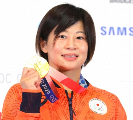 東京五輪レスリング金メダル・志土地真優が第1子男児出産　パリ五輪メダリストから祝福続々