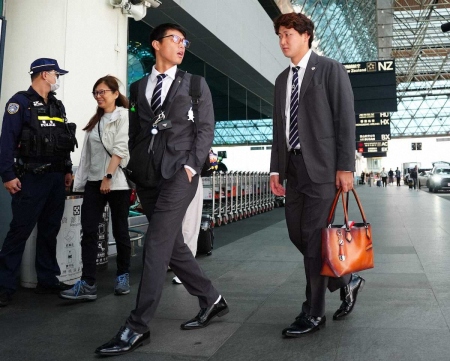 侍・辰己　20代の回復力で復帰意欲　17日に死球も状態改善「さすが20代だと思います」