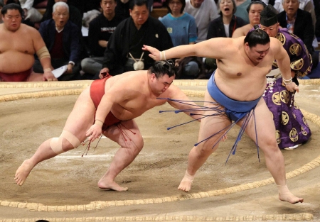 新大関V絶望的…大の里4敗目　首位と3差も「まだ場所は終わっていないので集中」