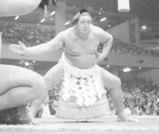 北の富士さん死去　82歳　優勝10回の第52代横綱　引退後は2横綱育て解説でも人気に