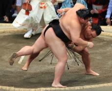 大関・豊昇龍が1敗守る　2年前の名古屋で北の富士さんの言葉に押され、9勝6敗