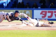 東洋大姫路　横浜に屈して決勝逃す　エース阪下が150球熱投も…延長11回タイブレークの末に敗退