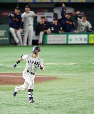 侍J　台湾との打ち合い制し、国際大会27連勝！　プレミア12連覇へあと1勝　台湾と再戦へ