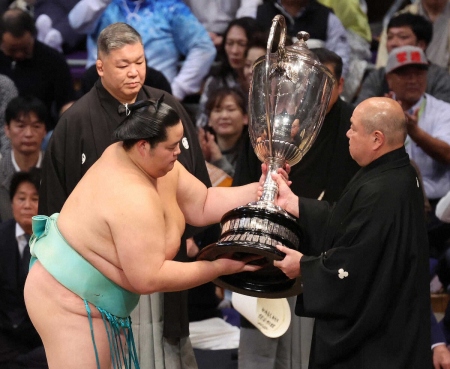 琴桜　悲願初V！　14勝以上での優勝、大関では2017年初場所・稀勢の里以来7年ぶり快挙