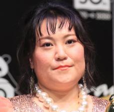 バービー　不妊治療による「肉体的な大変さ」振り返る　「もう痛くて気絶しそうだから…」