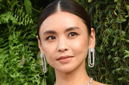 滝沢眞規子　イメチェンヘアの“人魚スタイル”に「一瞬誰かと」「反則」「お人形さんみたい」の声