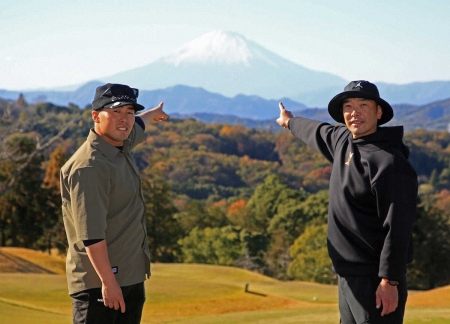 巨人・阿部監督　納会ゴルフで同組・浅野に期待「飛躍する年になってほしい。もう一回、競争だと思って」