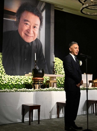 篠山紀信さん　お釈迦様“激写”　誕生日に偲ぶ会開催　野田秀樹氏弔辞「極楽でシャッターを」