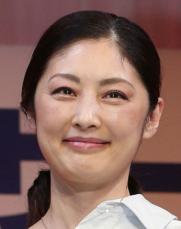 常盤貴子「こんなとこで会う！？」人気女優と遭遇しびっくり「先週旦那様にもバッタリお蕎麦屋さんで…」