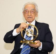 日本人で初めてFIFA会長賞受賞の賀川浩さん死去　サッカー界から追悼続々「マイナーだった時代から…」