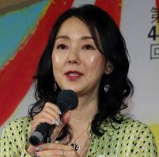 とよた真帆　防犯を呼びかけ「警察官はお金を…」　　警視庁志村署で一日署長