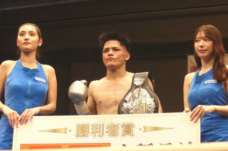 日本ライトフライ級王者・川満俊輝　指名挑戦者・高見の前で2回TKO勝ち　V2成功も「このままでは…」