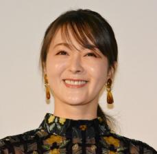 貫地谷しほり　「実は母になりました」第1子出産報告　モノクロ写真添え「ふふふ」19年に一般男性と結婚