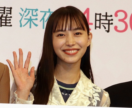 ソフトバンク　長編ドキュメンタリー映画の完成　ナレーション役の井桁弘恵「魅力詰まっている」