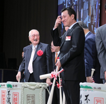 原辰徳氏「人生においても強い影響」“恩師”渡辺恒雄さん追悼「燦然と輝いた存在」