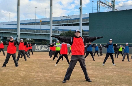 【内田雅也の広角追球】新しい高校野球を求めて――プロ審判学校に「審判委員」が初参加（上）