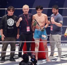 【RIZIN】“桜庭和志の息子”桜庭大世　鮮烈デビューでトレンド入り！「強すぎ」「親子そっくり」