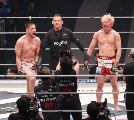 【RIZIN】鈴木千裕が王座陥落…クレベルが“異例”の年越し王座戦制す　流血しながら死闘で返り咲き