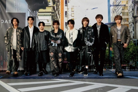 Hey！Say！JUMP　スペシャルライブで熱唱　25年も「皆さんと楽しいことしていきたい」