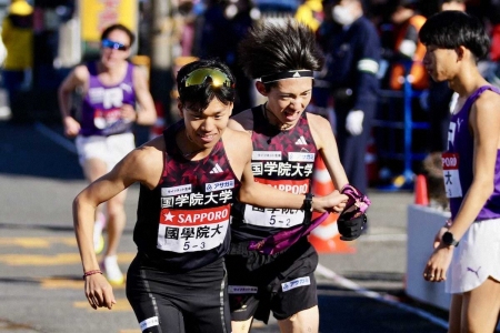 【箱根駅伝】国学院大は6位…3冠大ピンチ　エース平林が2区不発で指揮官「状態上がってこなかった」