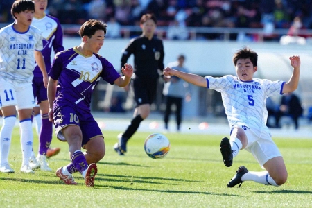 【高校サッカー】堀越が6発快勝で8強　2年生エースの三鴨が4得点2アシスト