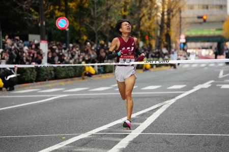 【箱根駅伝】総合4位の早大・花田監督「怖いと言われたことがない」スーパールーキーと打倒・青学大へ