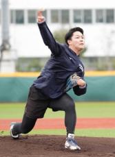 阪神・ドラ3木下　母校・福岡大で自主トレ公開「一回りも二回りも成長」