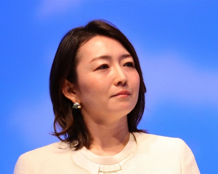 狩野恵里アナ　夫のレーシングドライバー・山本尚貴と「年々顔が似てきた気がする」